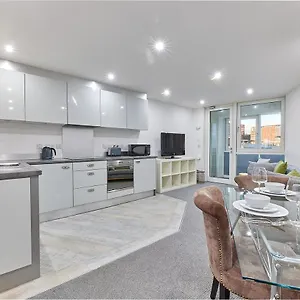 Apartment Waterloo - Properties Unique, Newcastle upon Tyne